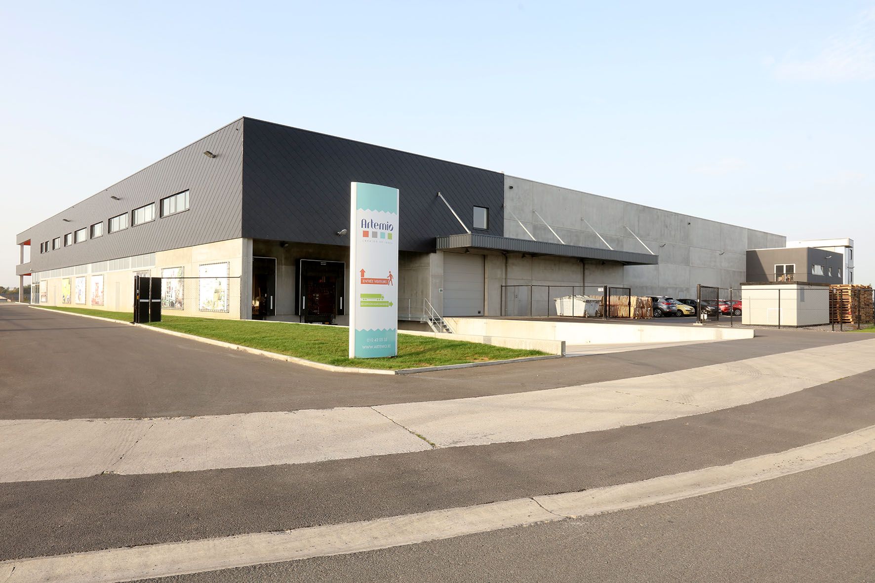 Willy Naessens - Industriebouw - Cavaleda