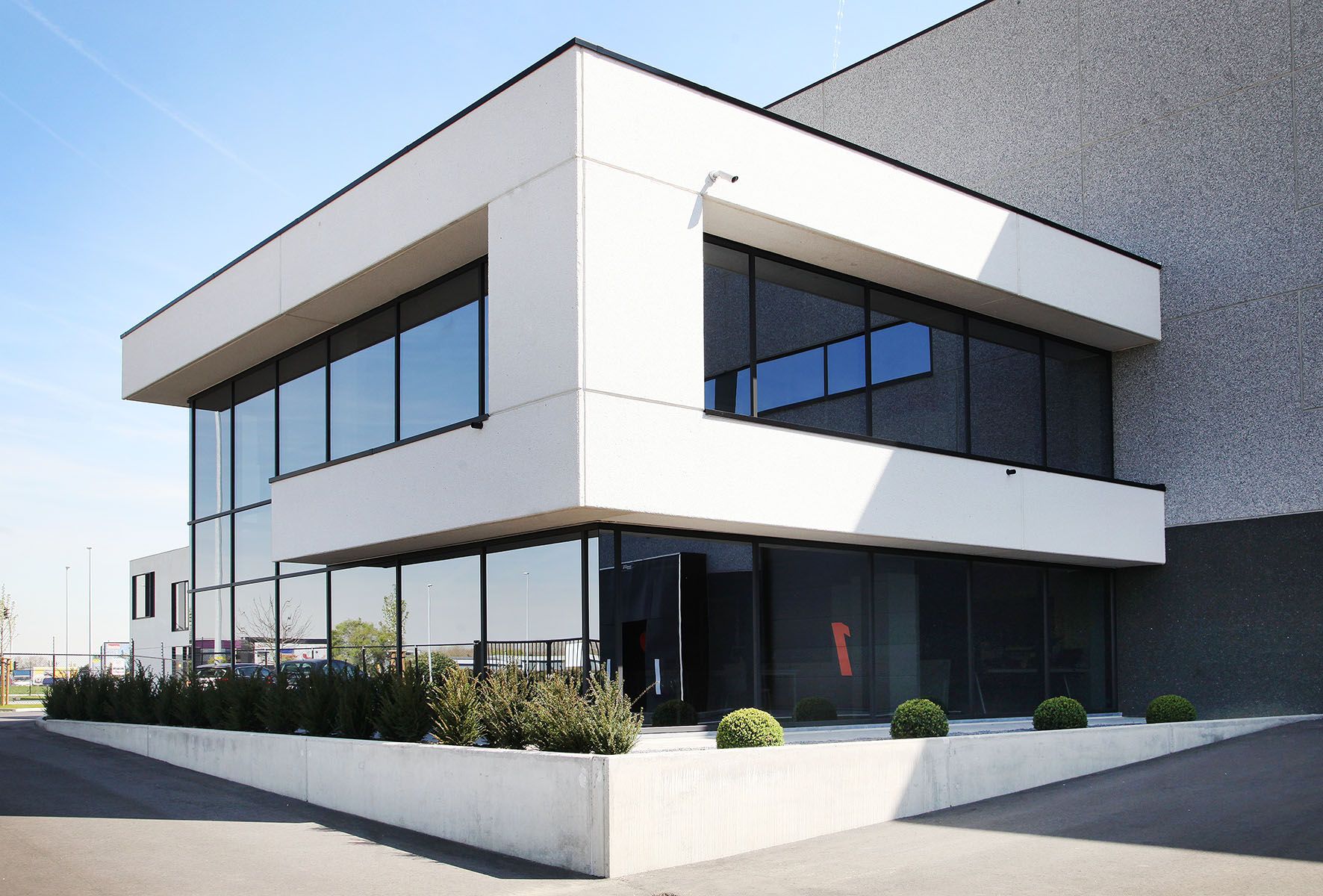 Willy Naessens - Industriebouw -De Leeneer
