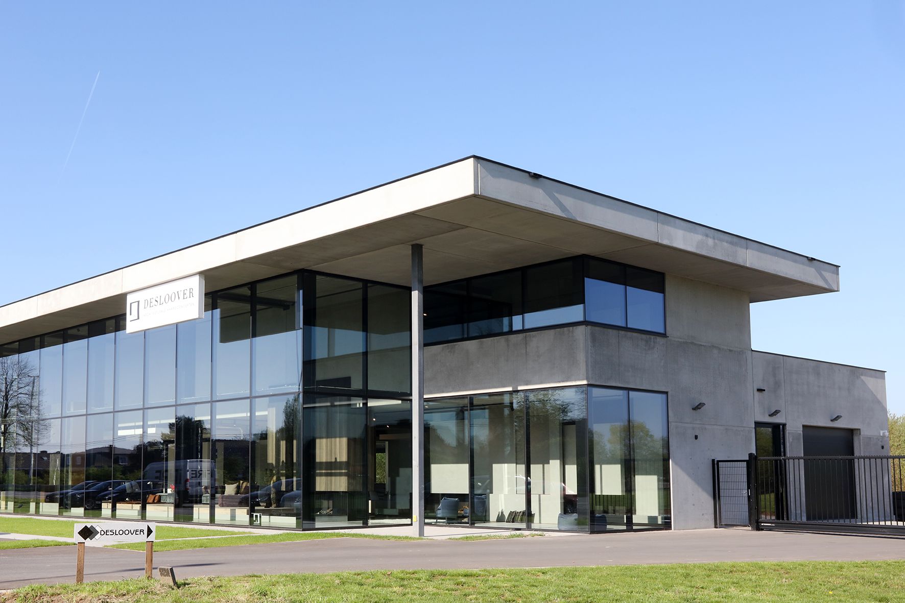 Willy Naessens - Industriebouw -  Ignis