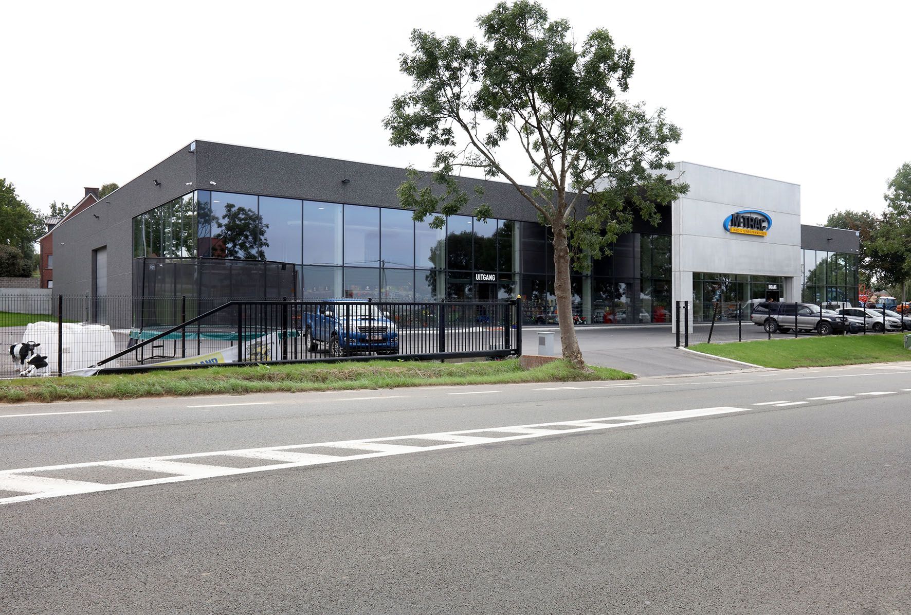 Willy Naessens - Industriebouw - M-Trac
