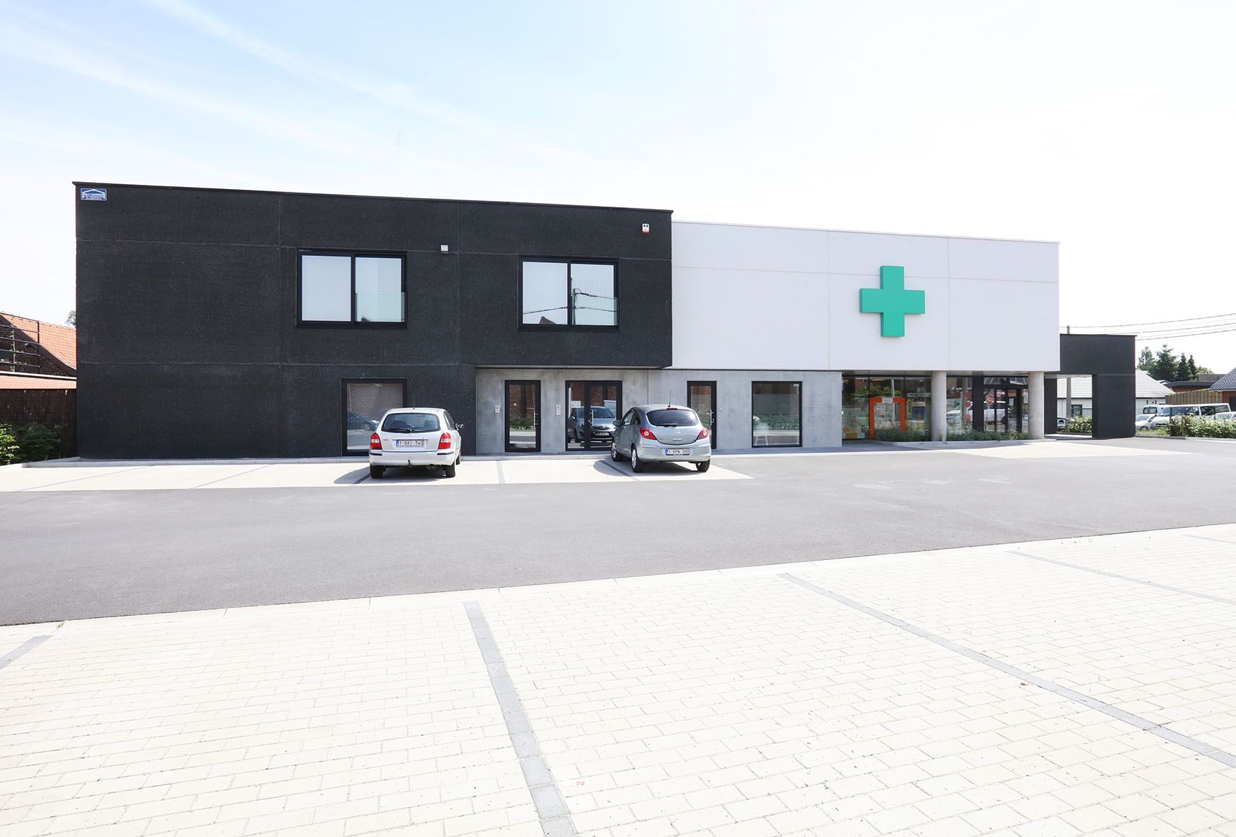 Willy Naessens - Industriebouw - Begon - Van Dyck Pharmacie