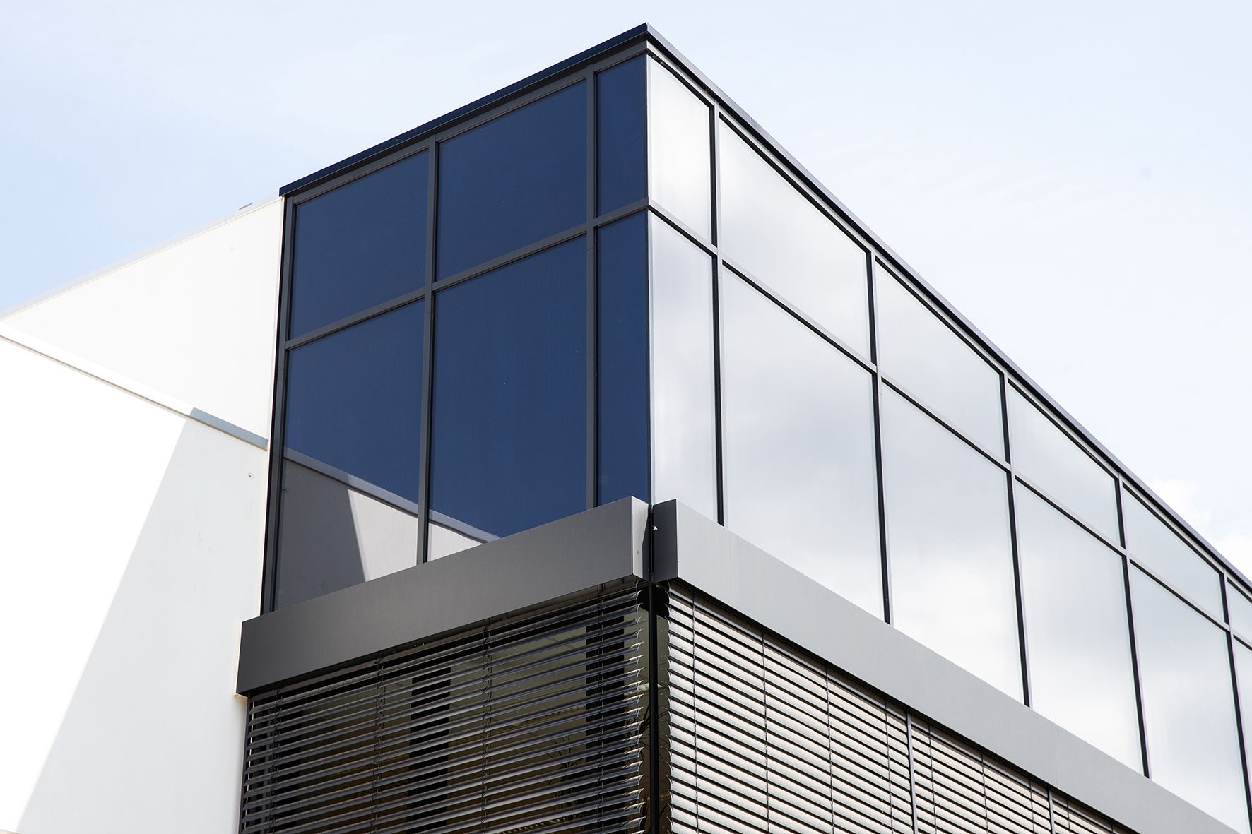 Willy Naessens - Industriebouw - Pevo-Dinkels