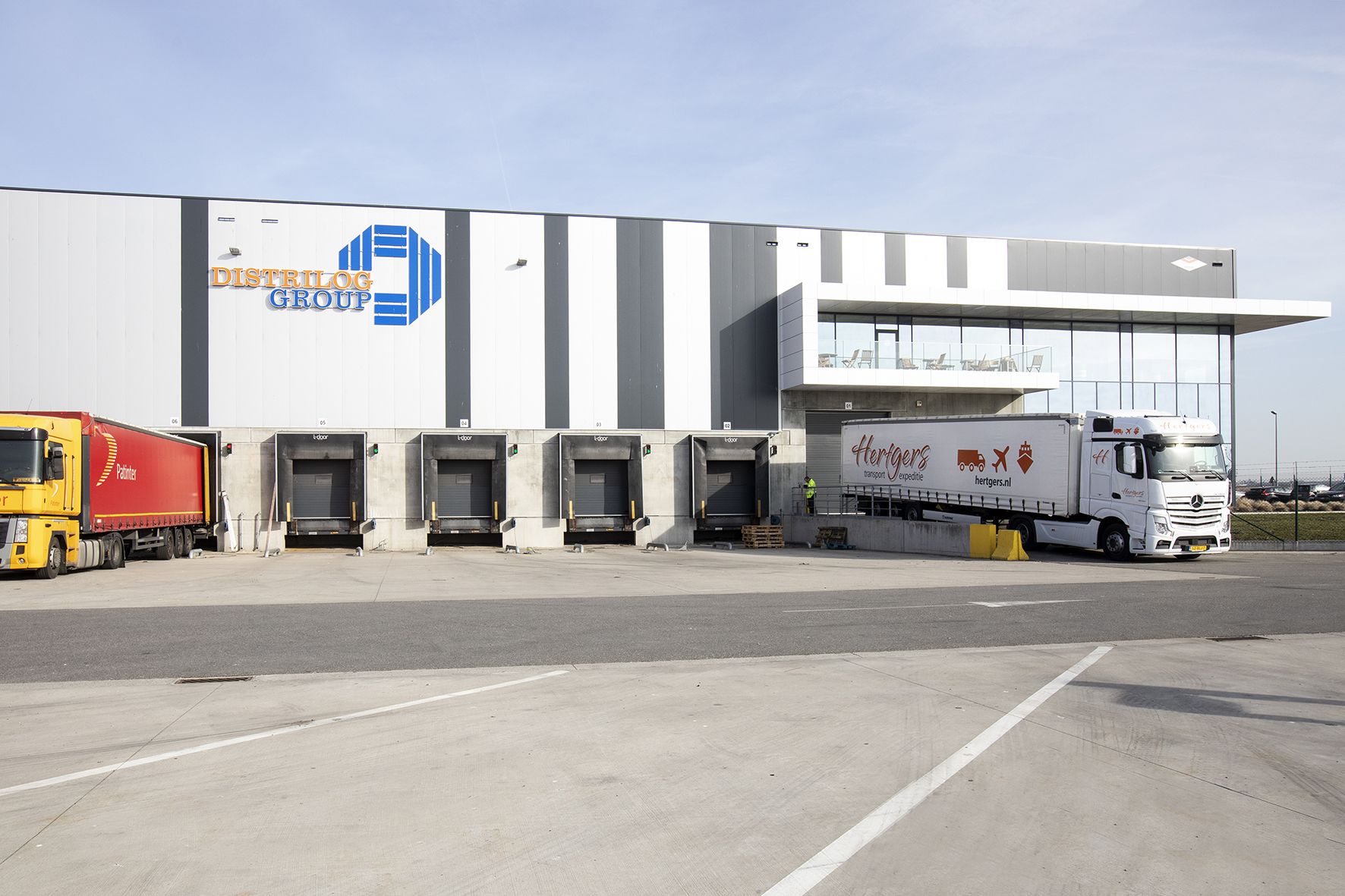 Willy Naessens - Industriebouw - Distrilog